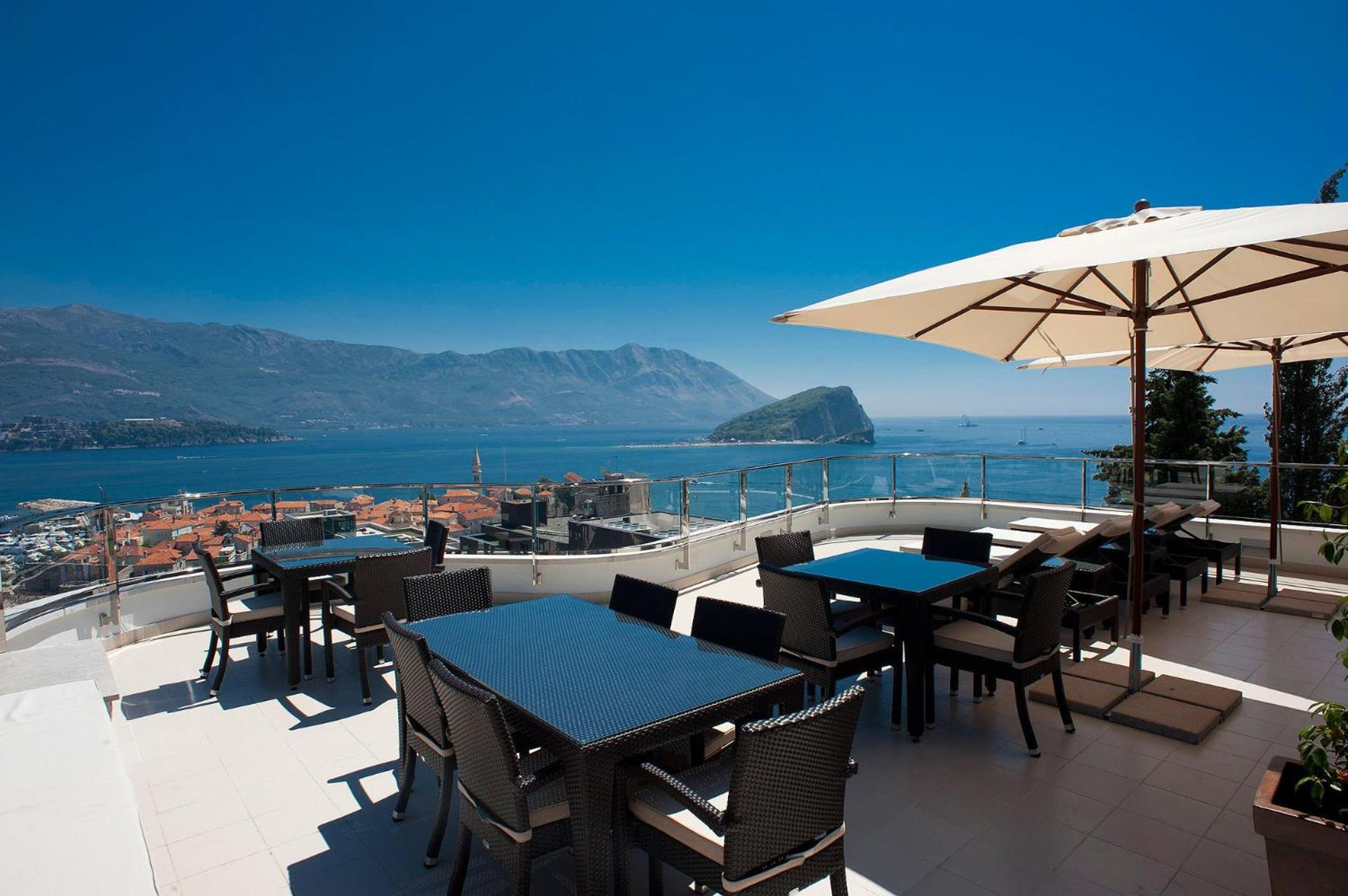 Alexandar Montenegro Luxury & * Budua